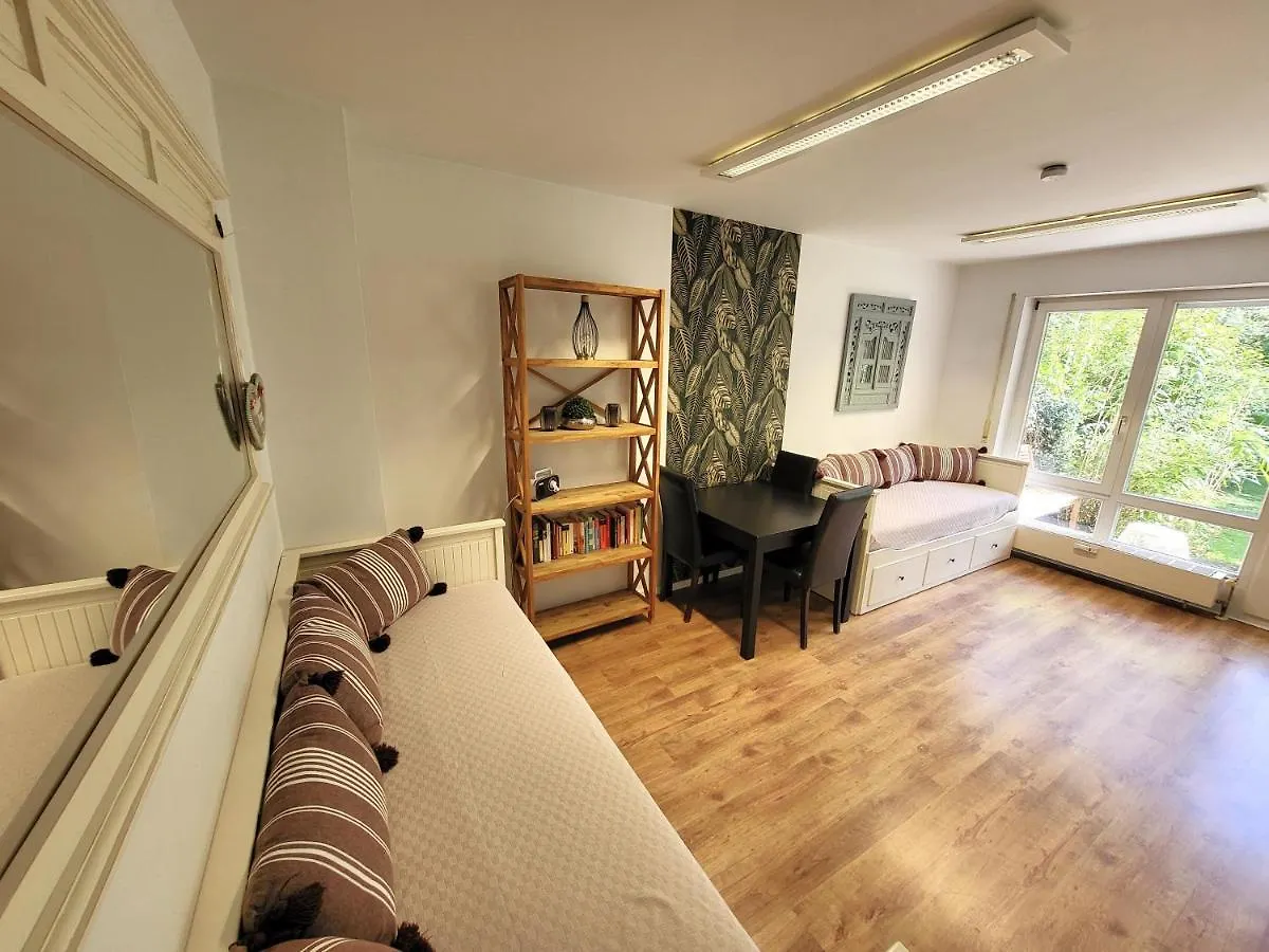 + :-) BE HOME in MUNICH + :-) BE HOME in München Apartment